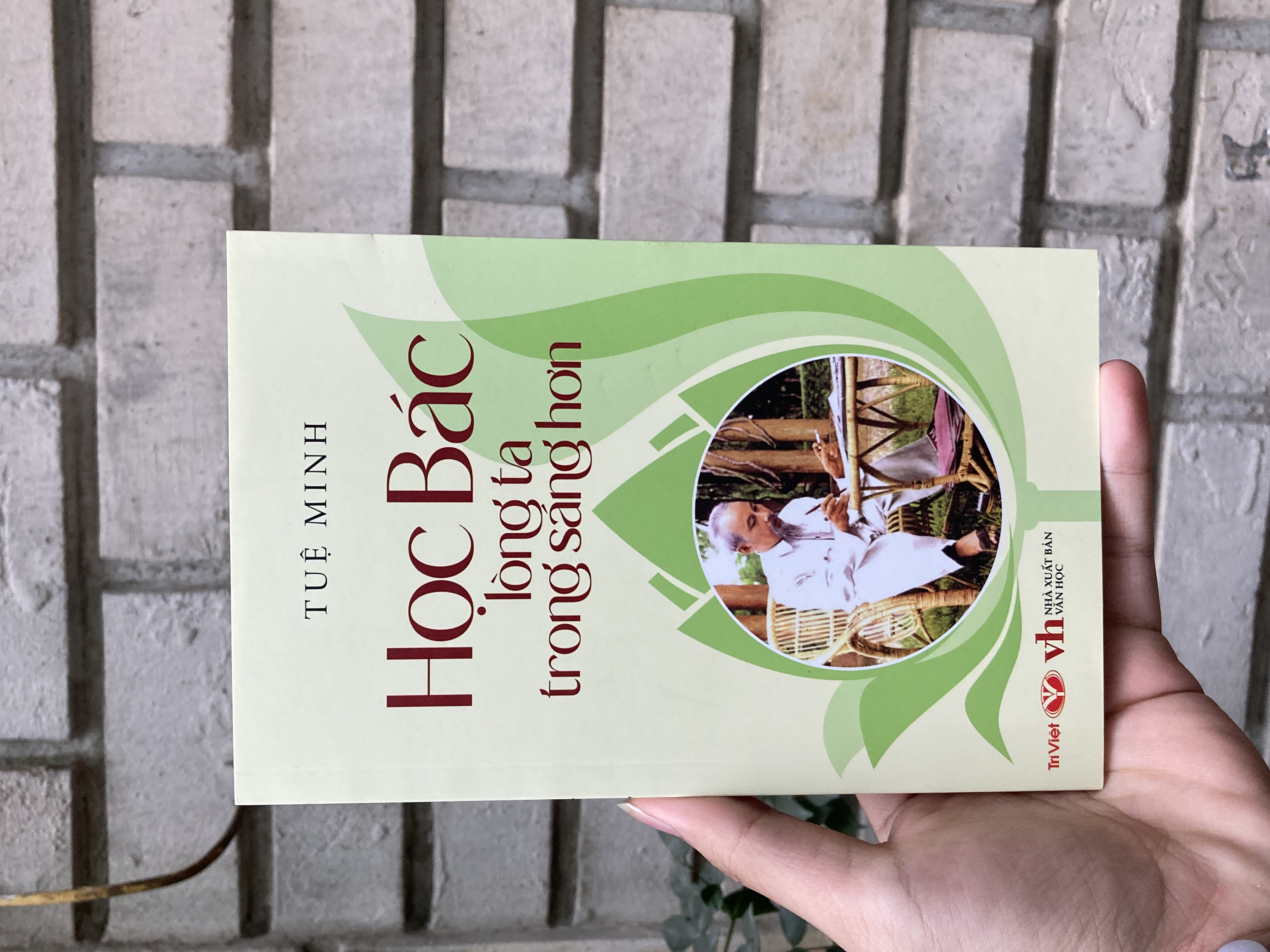 Học Bác lòng ta trong sáng hơn